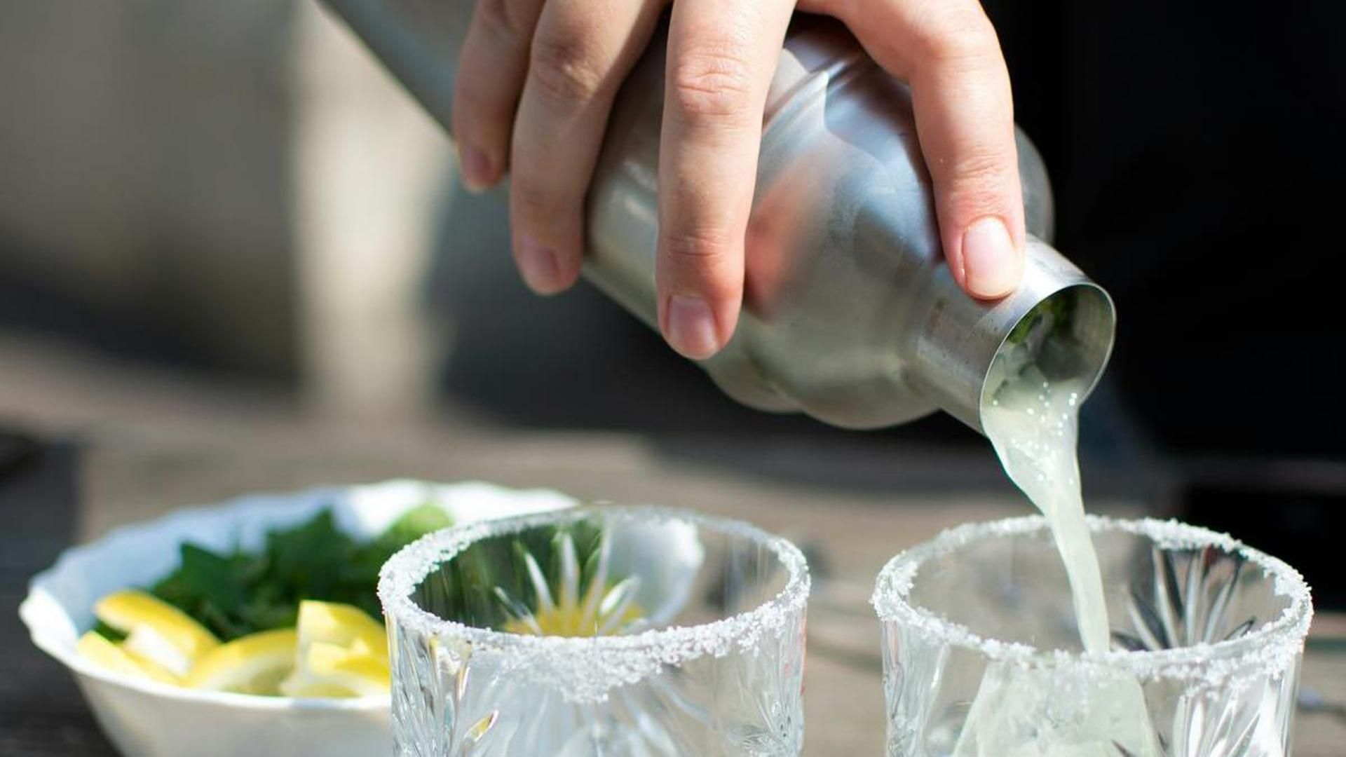 alcohol verano unsplash