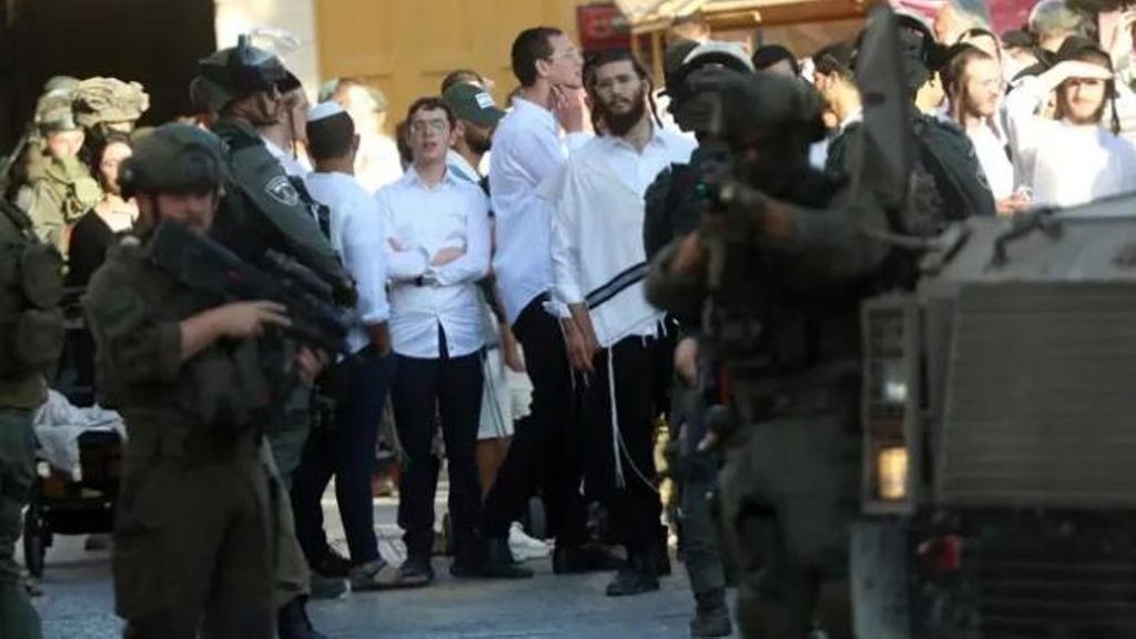 Colonos israelíes matan a palos a dos jóvenes palestinos en Cisjordania