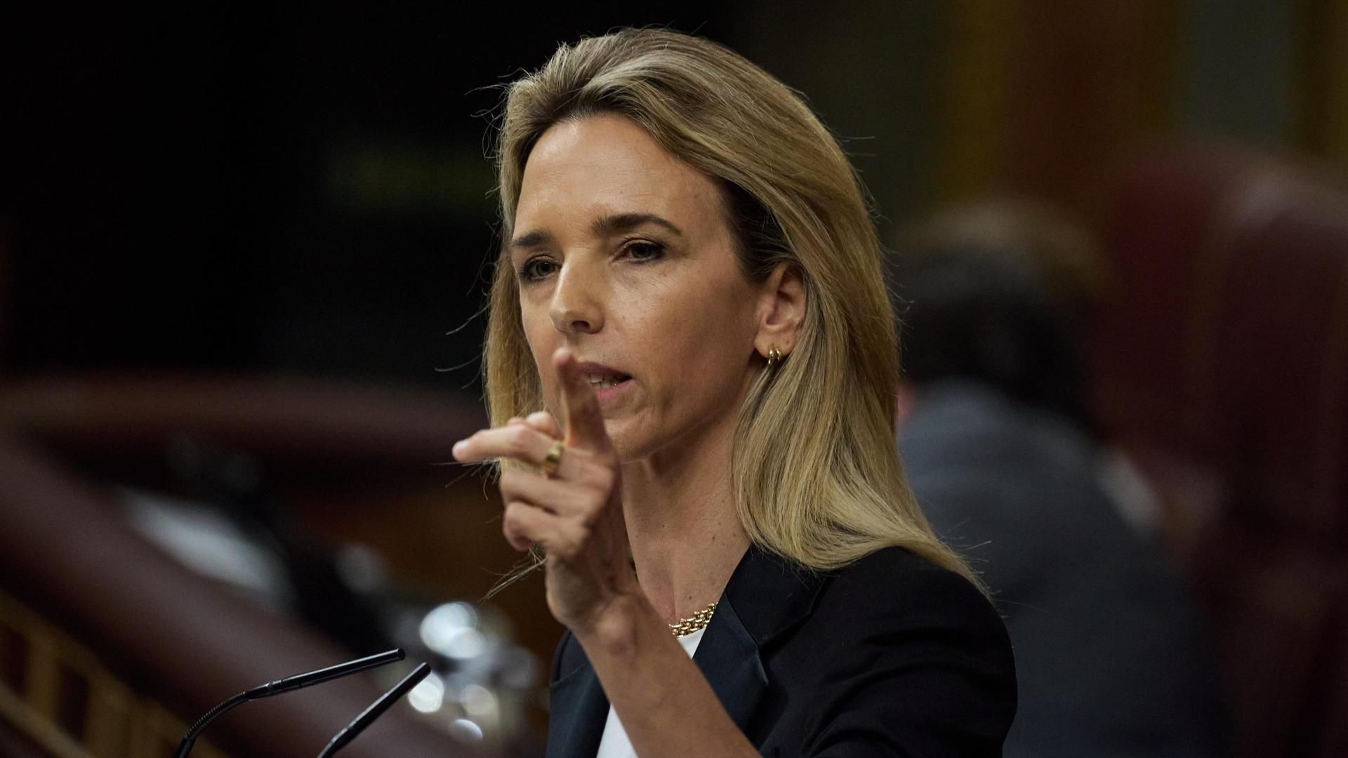 El PP ve a Pedro Sánchez como un "zombi" al que sus socios tienen con "respiración asistida" para "exprimirle" como "buitres"