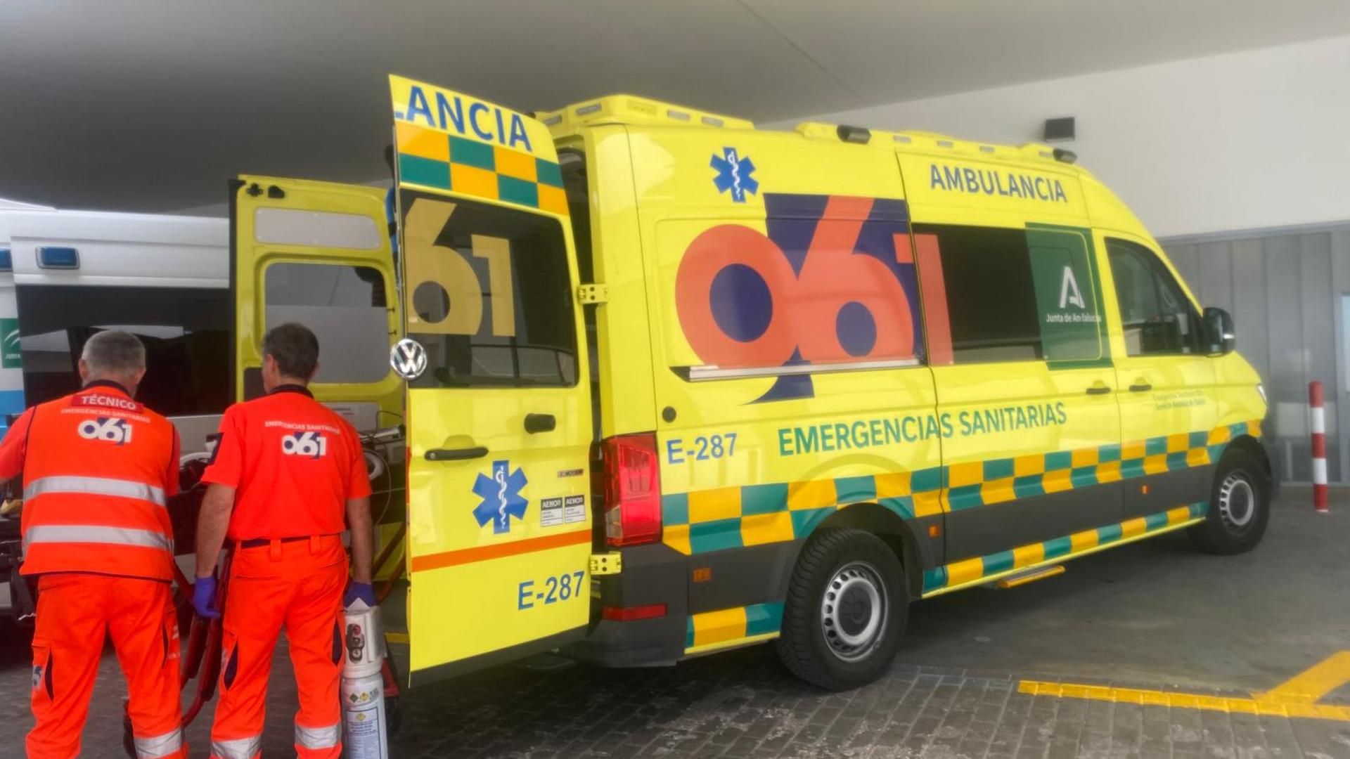 Ambulancia del 061 en Granada