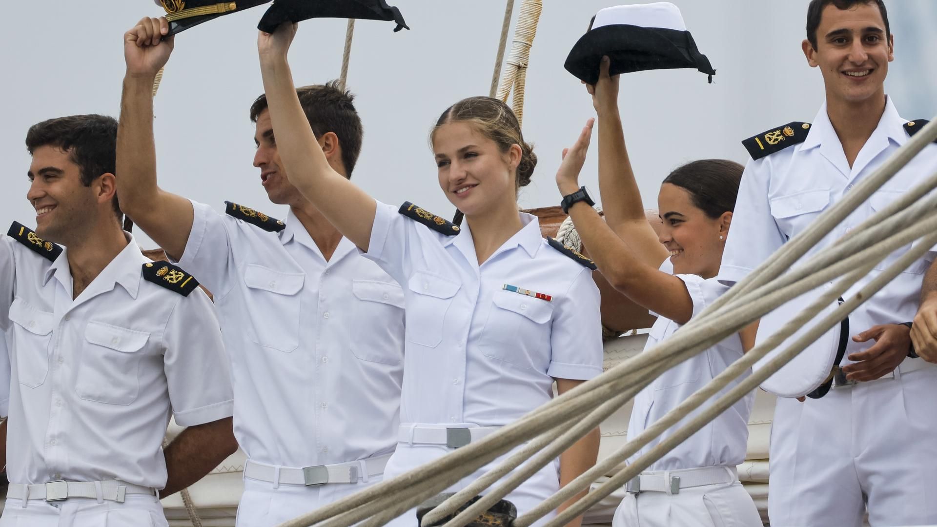 La princesa Leonor llega a Marín y finaliza su crucero de instrucción a bordo de Elcano