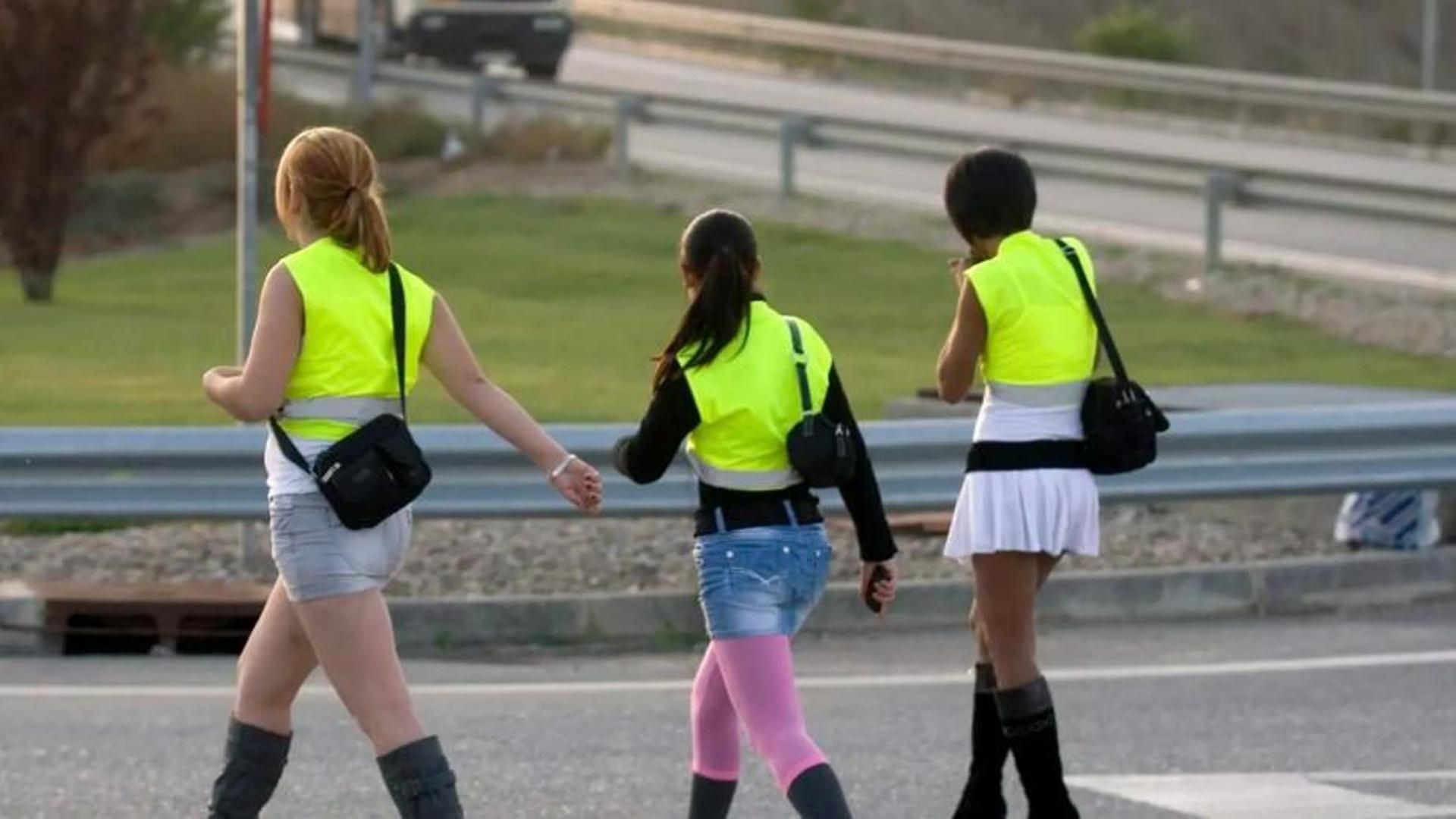 La prostitución en España: unas 100.000 personas la ejercen y el 50% de las ganancias, para el proxeneta La prostitución en España: unas 100.000 personas la ejercen y el 50% de las ganancias, para el proxeneta