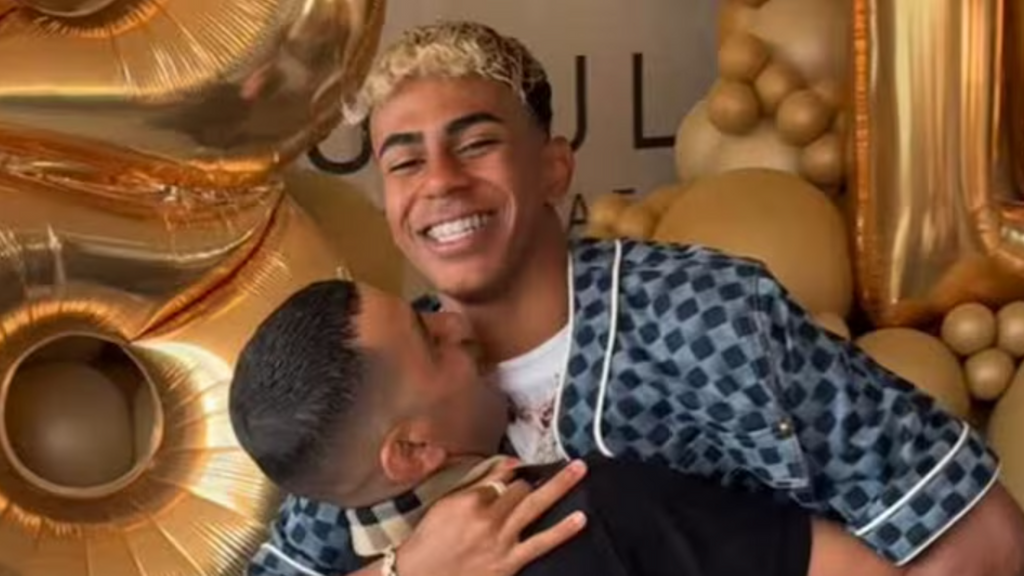 La seria advertencia de Lamine Yamal a su padre en su fiesta de cumpleaños Fiesta 2025 Top Vídeos 714