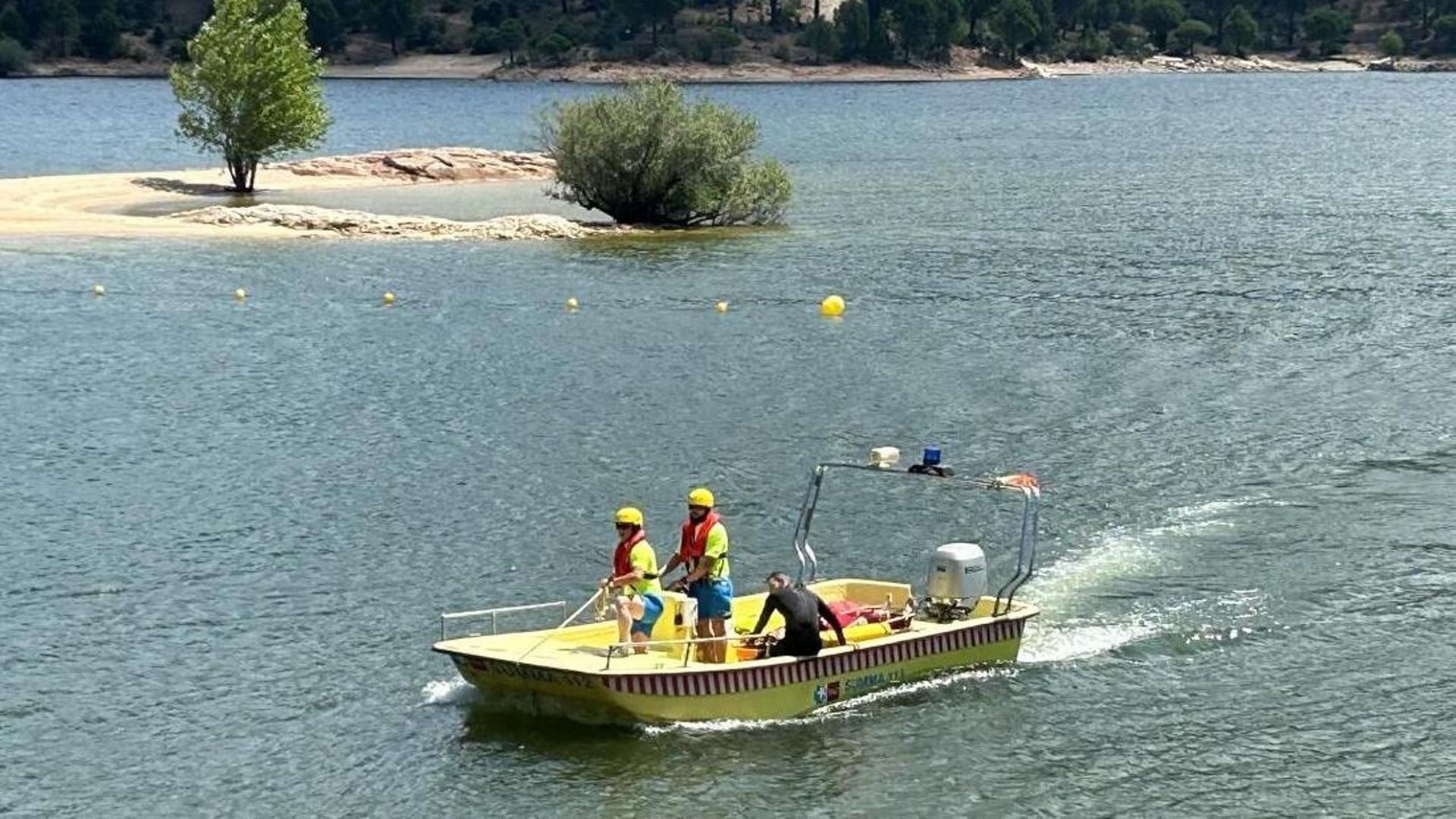 Un hombre de 30 años desaparece cuando se bañaba en el pantano de San Juan, Madrid
