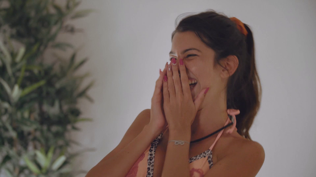 Andrea Gasca alucinó con su primera vez con Óscar y estalló al contárselo a Fiama Rodríguez: "¡Es un 11!" La isla de las tentaciones Temporada 8 El verano de las tentaciones Top Vídeos 753