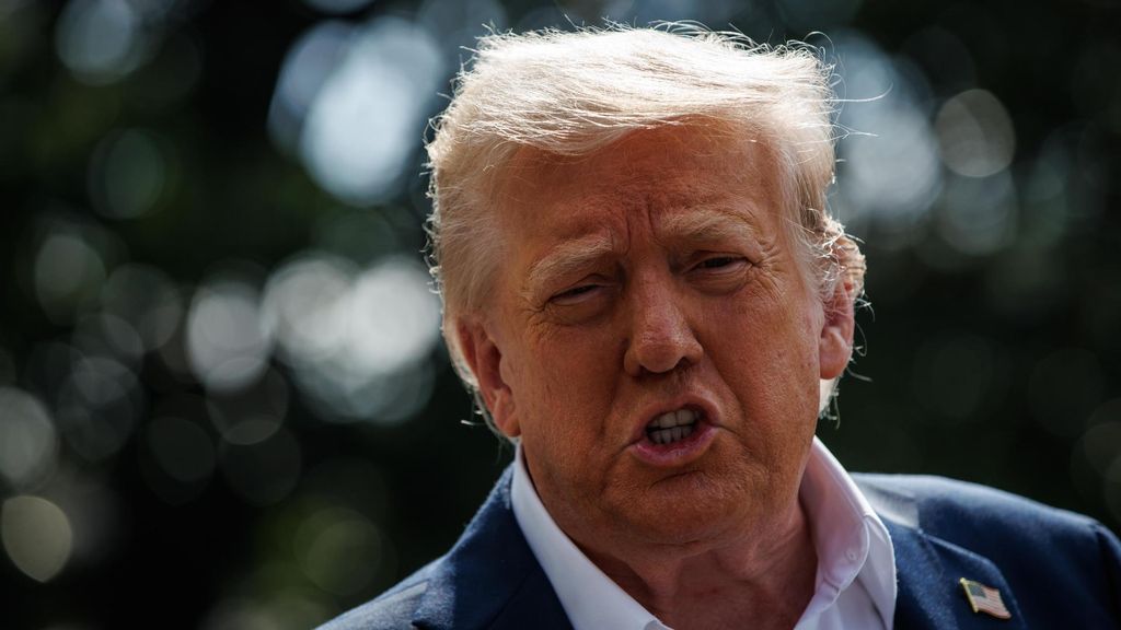 Donald Trump amenaza a Rusia con aranceles del 100% si no hay acuerdo sobre Ucrania en 50 días