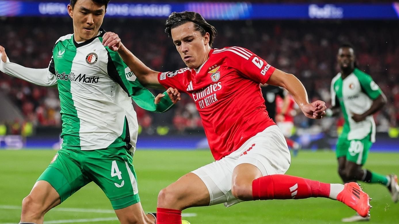 EuropaPress 6297058 in beom hwang of feyenoord and alvaro carreras of benfica during the uefa EuropaPress 6297058 in beom hwang of feyenoord and alvaro carreras of benfica during the uefa