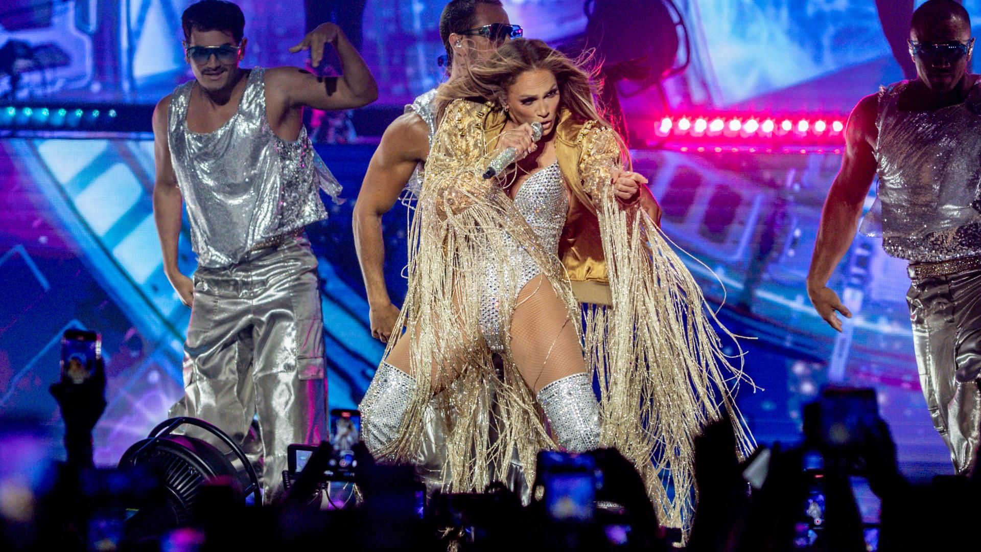 La cantante Jennifer Lopez durante su concierto, en el Movistar Arena