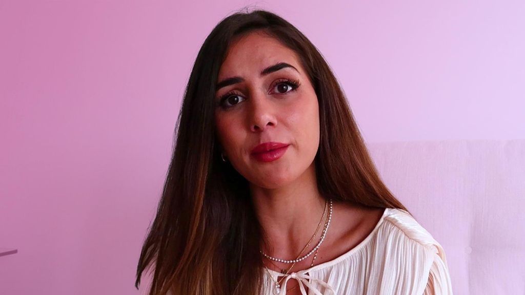 Maica Benedicto se pronuncia sobre su relación con Álex Ghita y el polémico unfollow de Adara Molinero Obvio microbio Temporada 1 Top Vídeos 10