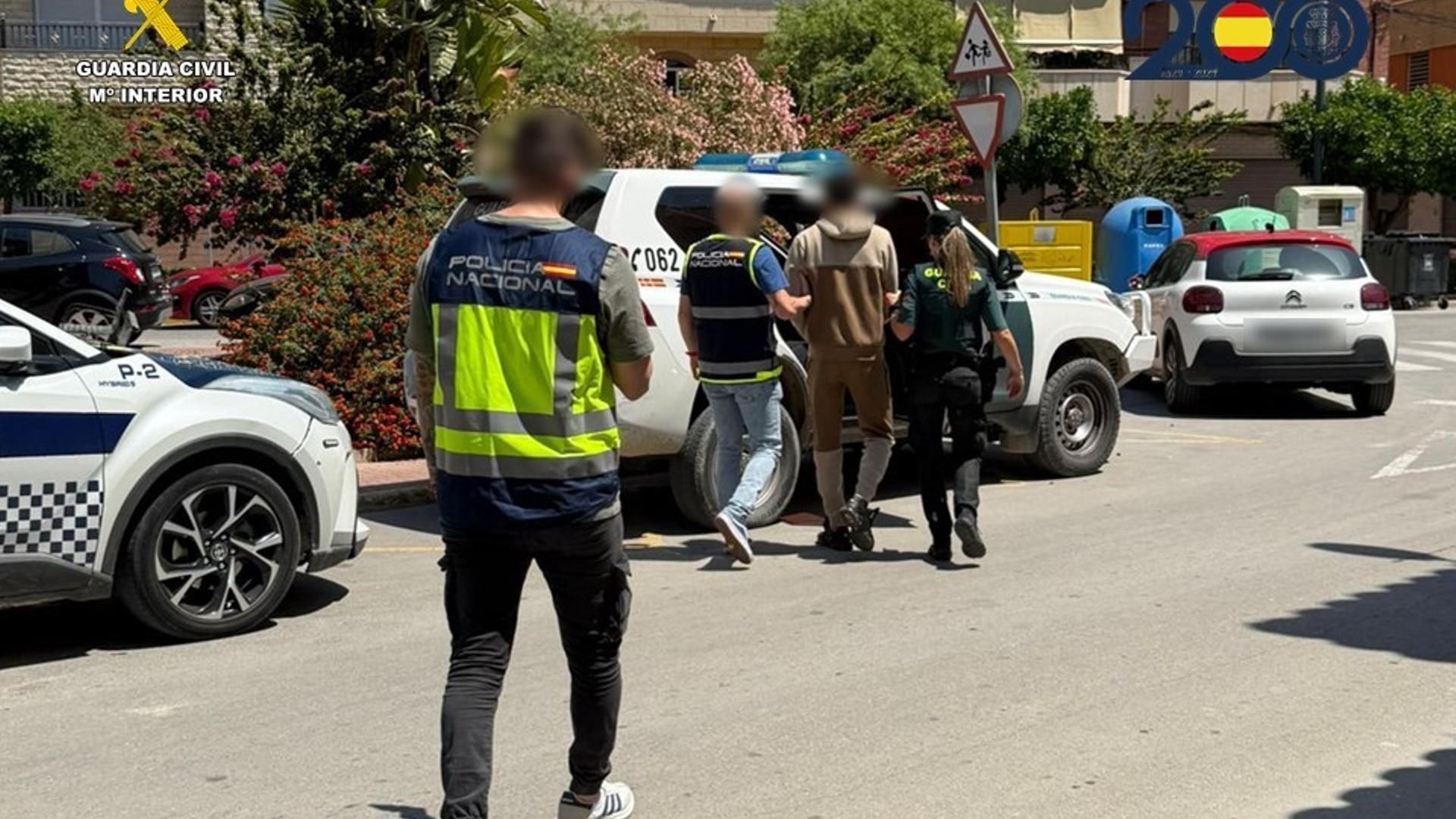 El joven ha sido detenido tras su identificación por las víctimas