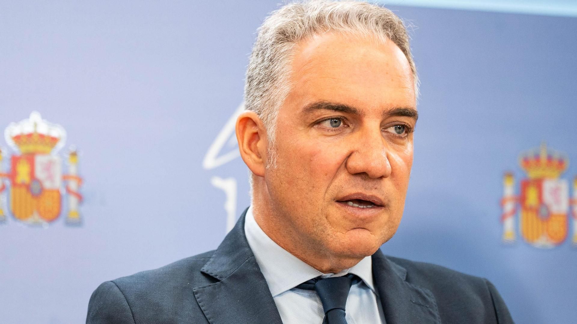 Elías Bendodo acusa a Pedro Sánchez de ceder "al chantaje de los terroristas": "ETA ya no mata pero manda en el Parlamento español" Elías Bendodo acusa a Pedro Sánchez de ceder "al chantaje de los terroristas": "ETA ya no mata pero manda en el Parlamento español"
