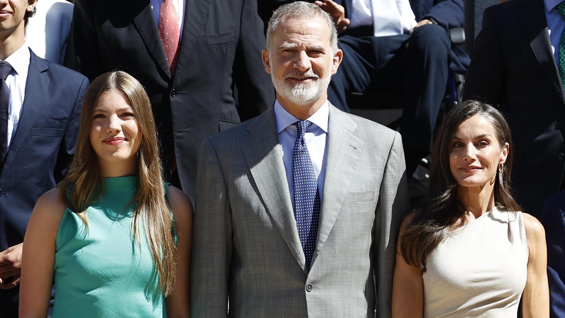 La infanta Sofía, el rey Felipe y la reina Letizia