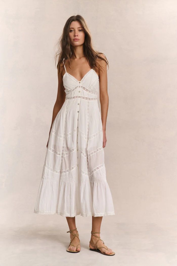 ESILDA DRESS TRUE WHITE D2245 1987 042 9e230f6d c8b3 4035 818f c723228939f1