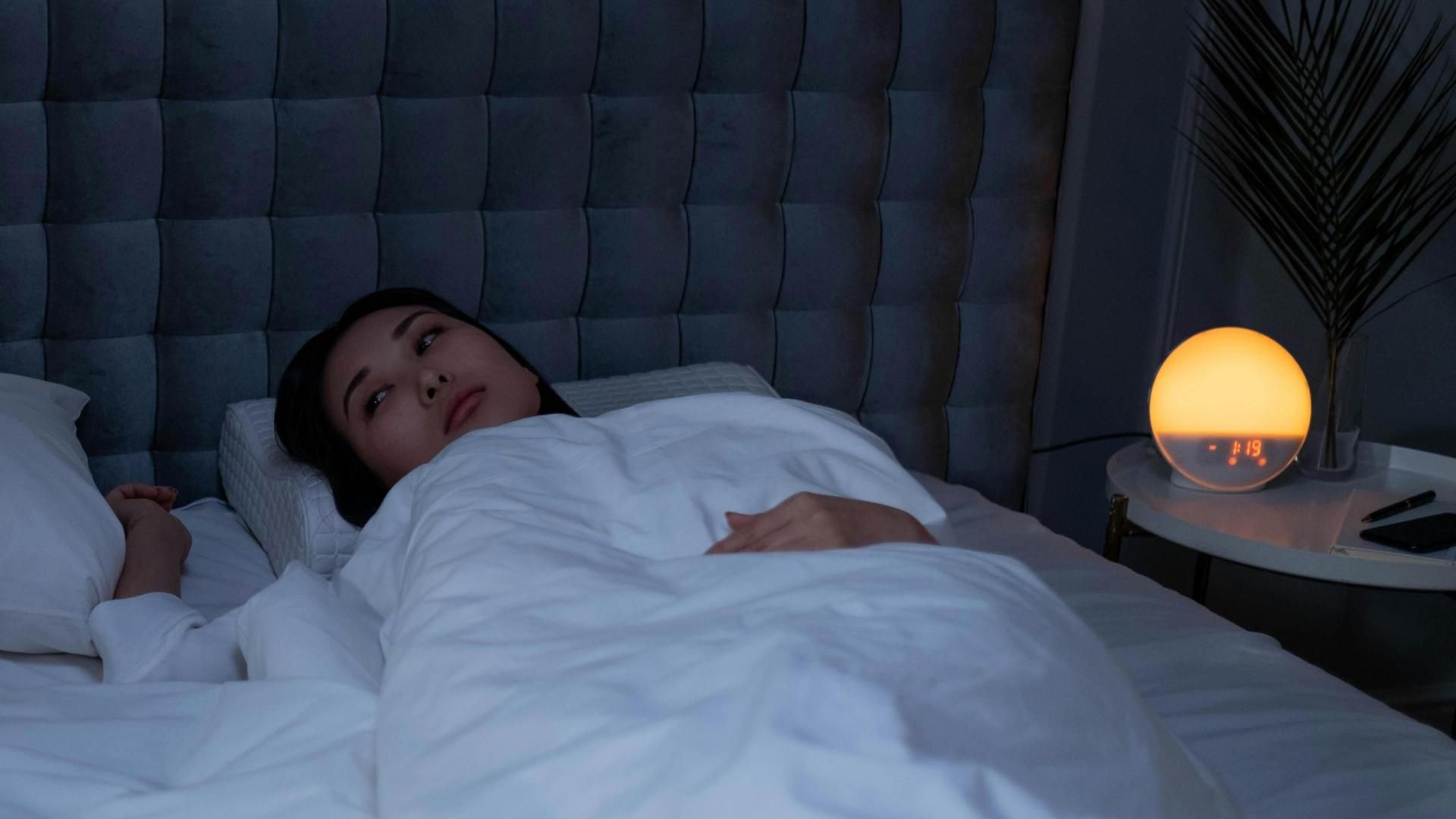 Una experta explica las consecuencias de dormir poco