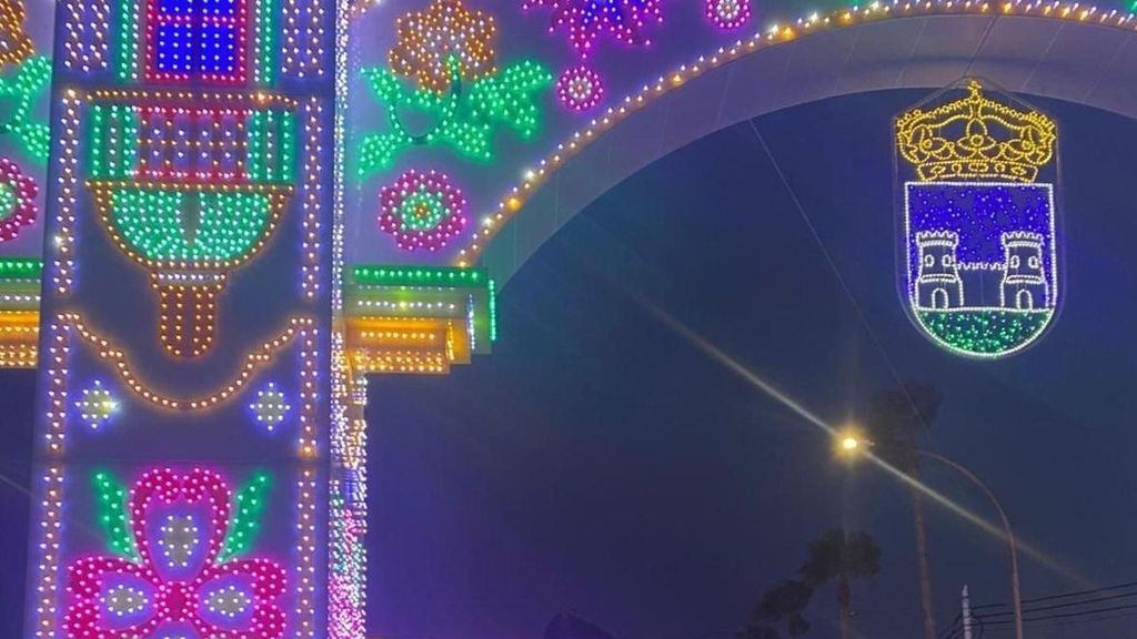 Alumbrado de la feria de La Línea, en Cádiz
