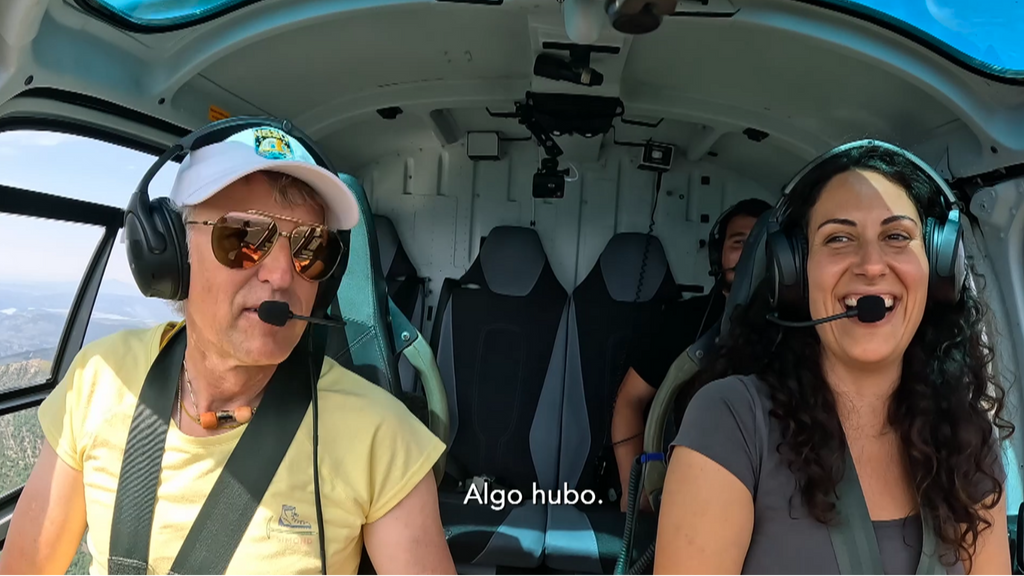 Jesús Calleja detiene el helicóptero para escuchar la historia de amor de Rebeca y Raúl: "¿Ese día hubo tema?"