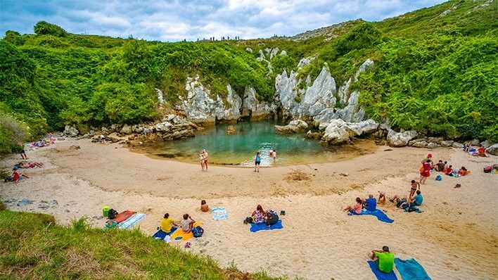 Es una playa sin conexión al mar. FUENTE: Turismo de Asturias