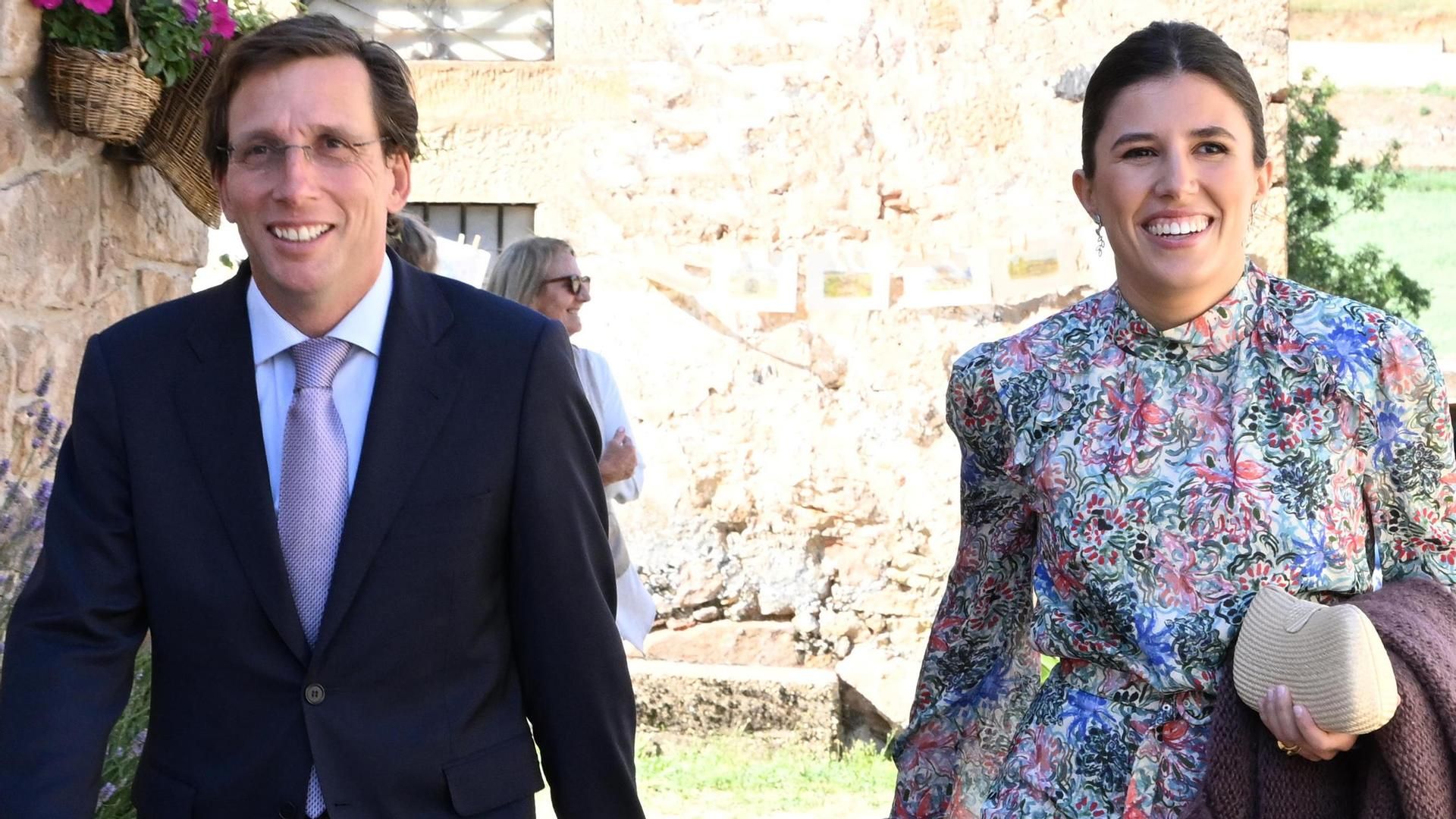 José Luis Martínez-Almeida, y su mujer, Teresa Urquijo