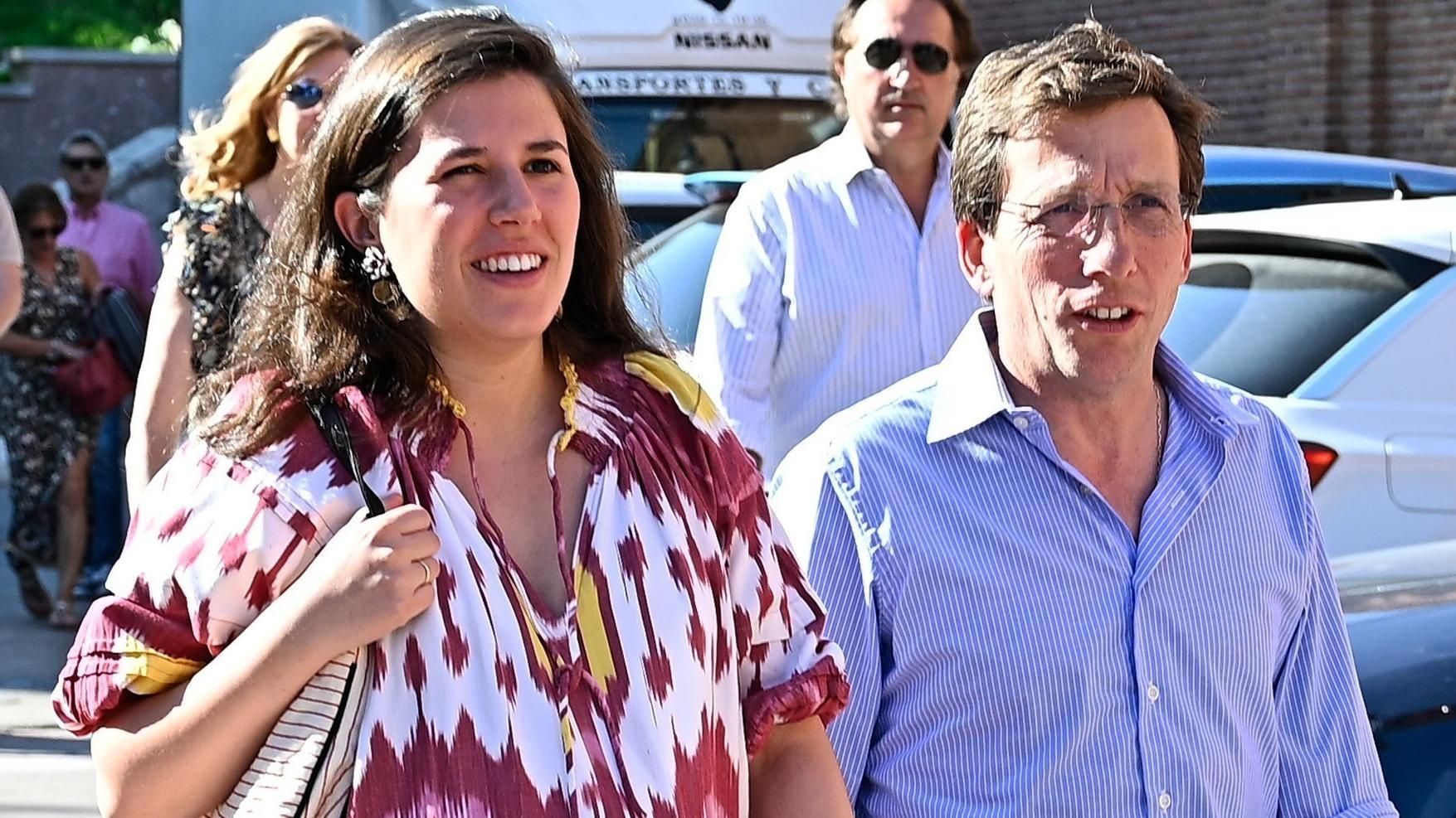 José Luis Martínez-Almeida, y su mujer, Teresa Urquijo