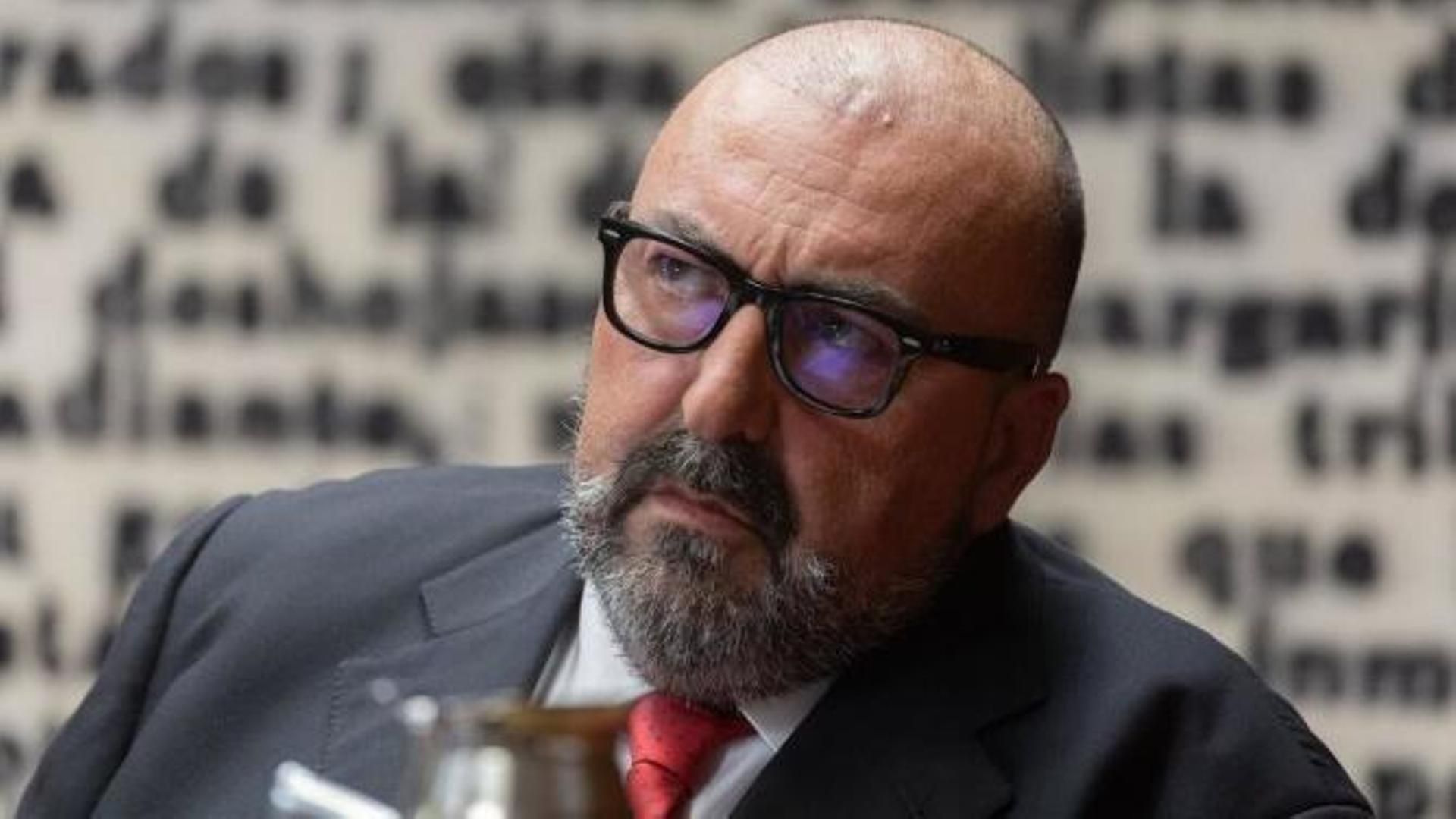 Koldo insiste al juez que le devuelva su móvil para defenderse de las acusaciones de Claudia Montes, ex Miss Asturias