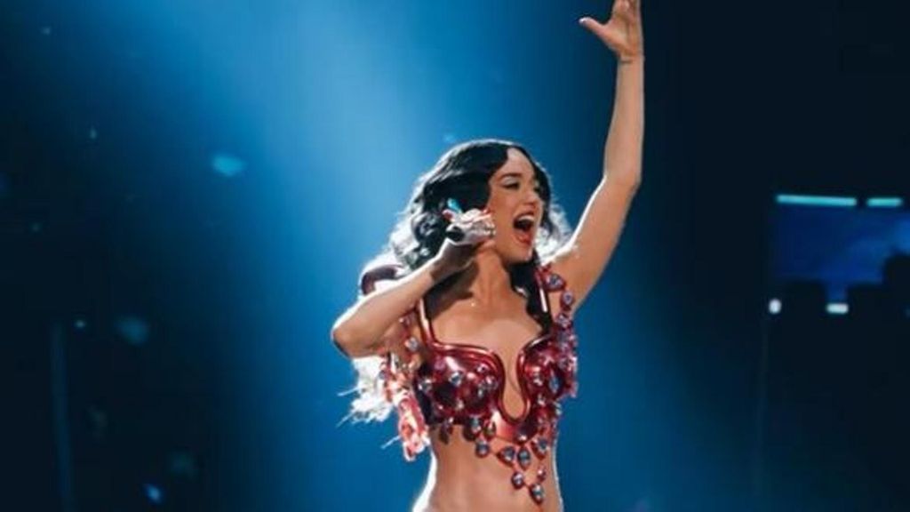 El gran susto de Katy Perry en pleno concierto