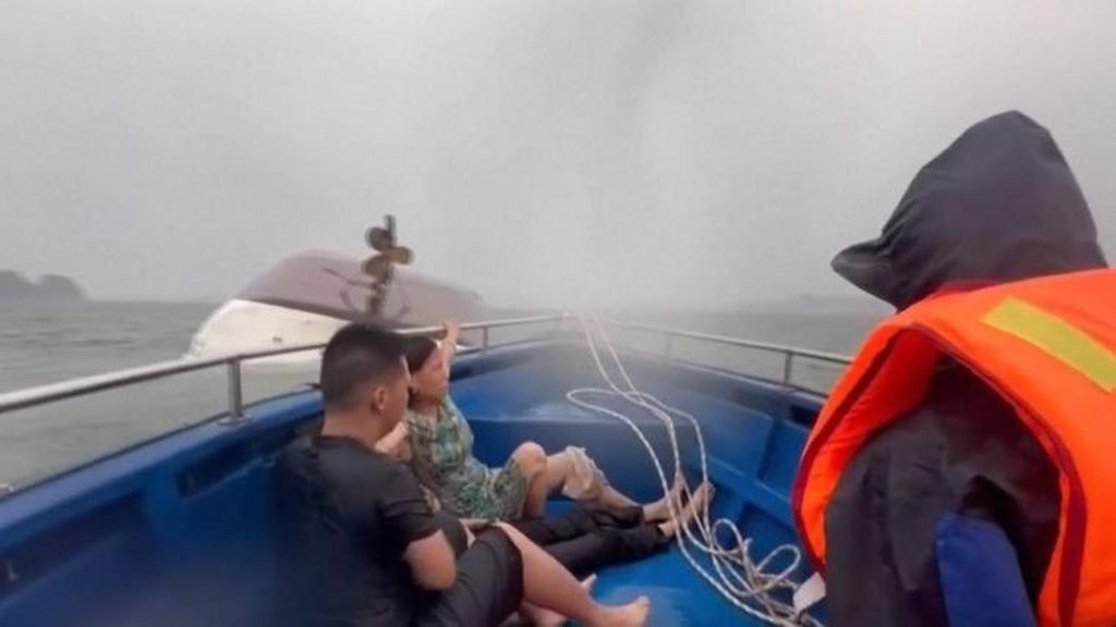 Un total de 34 muertos al volcar una embarcación turística en Vietnam