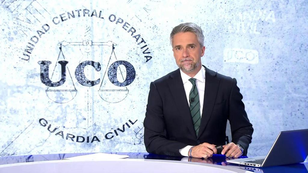 El análisis de Carlos Franganillo: "Los españoles están asistiendo a un espectáculo descorazonador, el de la corrupción de los dos grandes partidos"