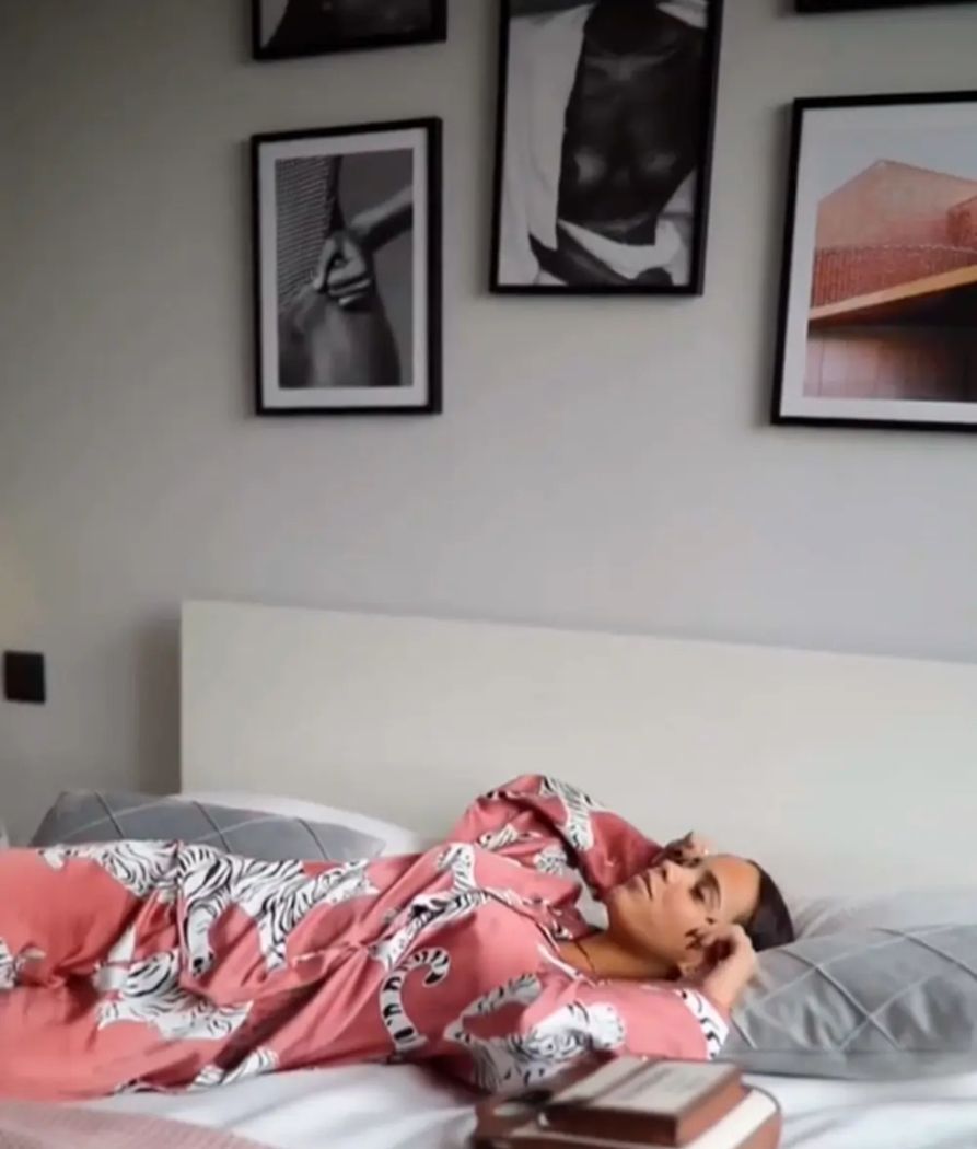 El dormitorio principal de Gloria Camila