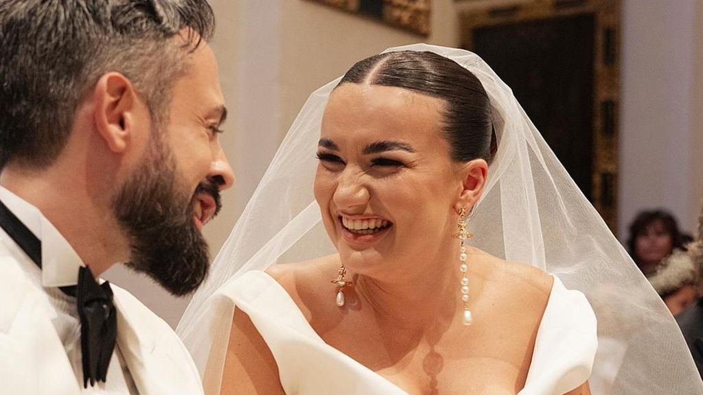 Eme de Amores y Muna, en su boda