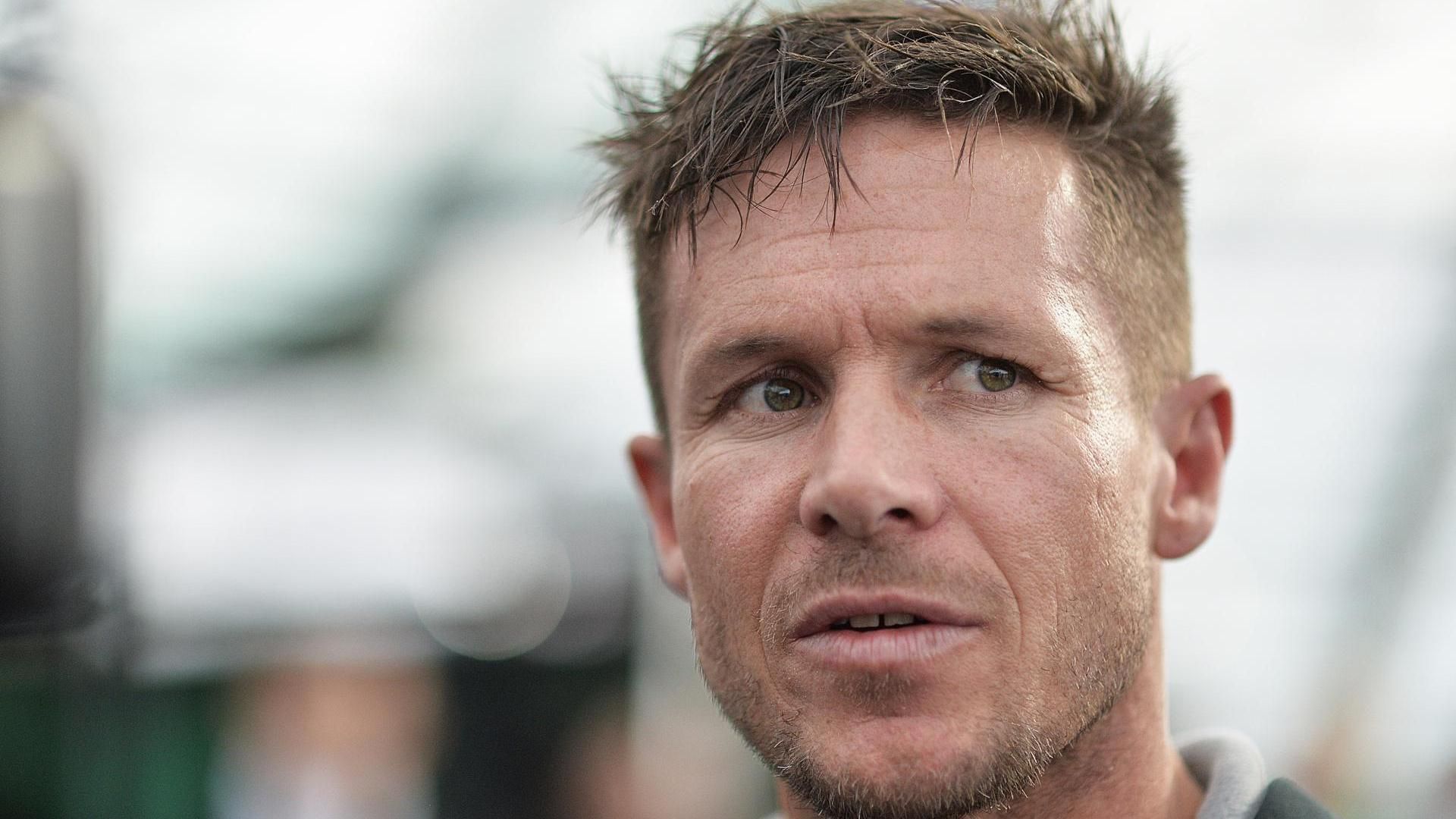 Miiha Schwartzenberg, pareja de Felix Baumgartner, comparte un vídeo del vuelo en el que murió: “Estaba grabándole sin saber que iba a ser el último” Miiha Schwartzenberg, pareja de Felix Baumgartner, comparte un vídeo del vuelo en el que murió: “Estaba grabándole sin saber que iba a ser el último”