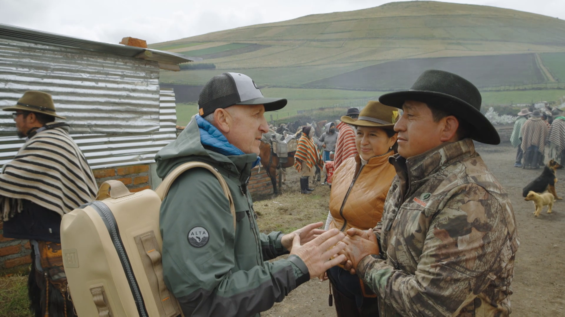 Kike Calleja se integra en un pueblo de chagras en Ecuador y no puede contener las lágrimas en la despedida: “Esto es incomparable”