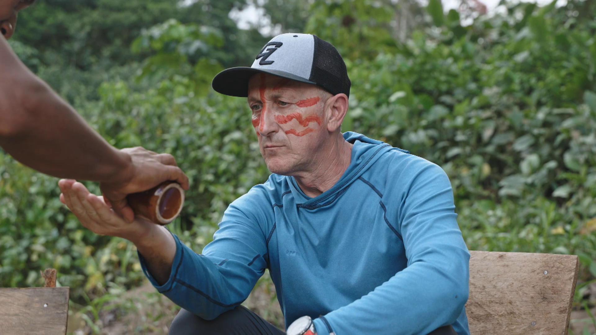 El ritual de protección de los Sápara para Kike Calleja