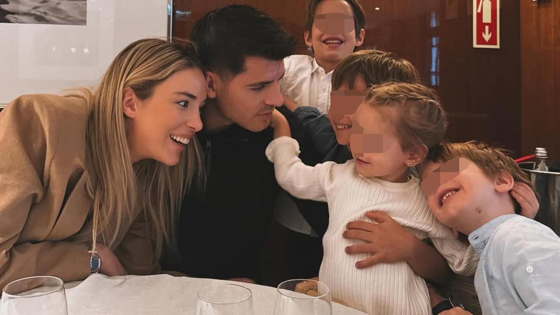 Alice Campello y Álvaro Morata, con sus hijos, en una imagen de redes sociales Alice Campello y Álvaro Morata, con sus hijos, en una imagen de redes sociales