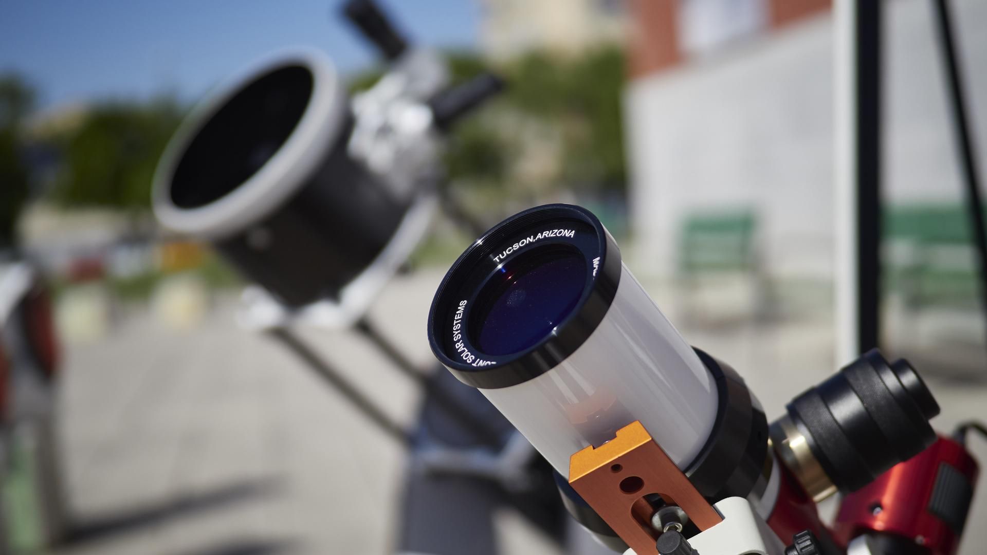 Este auge del interés turístico también está teniendo un efecto económico positivo Este auge del interés turístico también está teniendo un efecto económico positivo