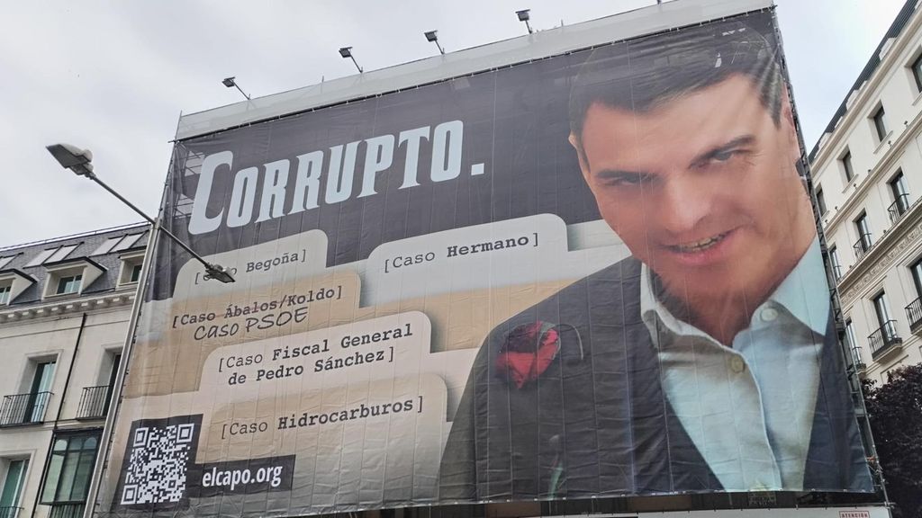 Sánchez solicita personarse como perjudicado en el caso de la lona de Hazte Oír frente al Congreso