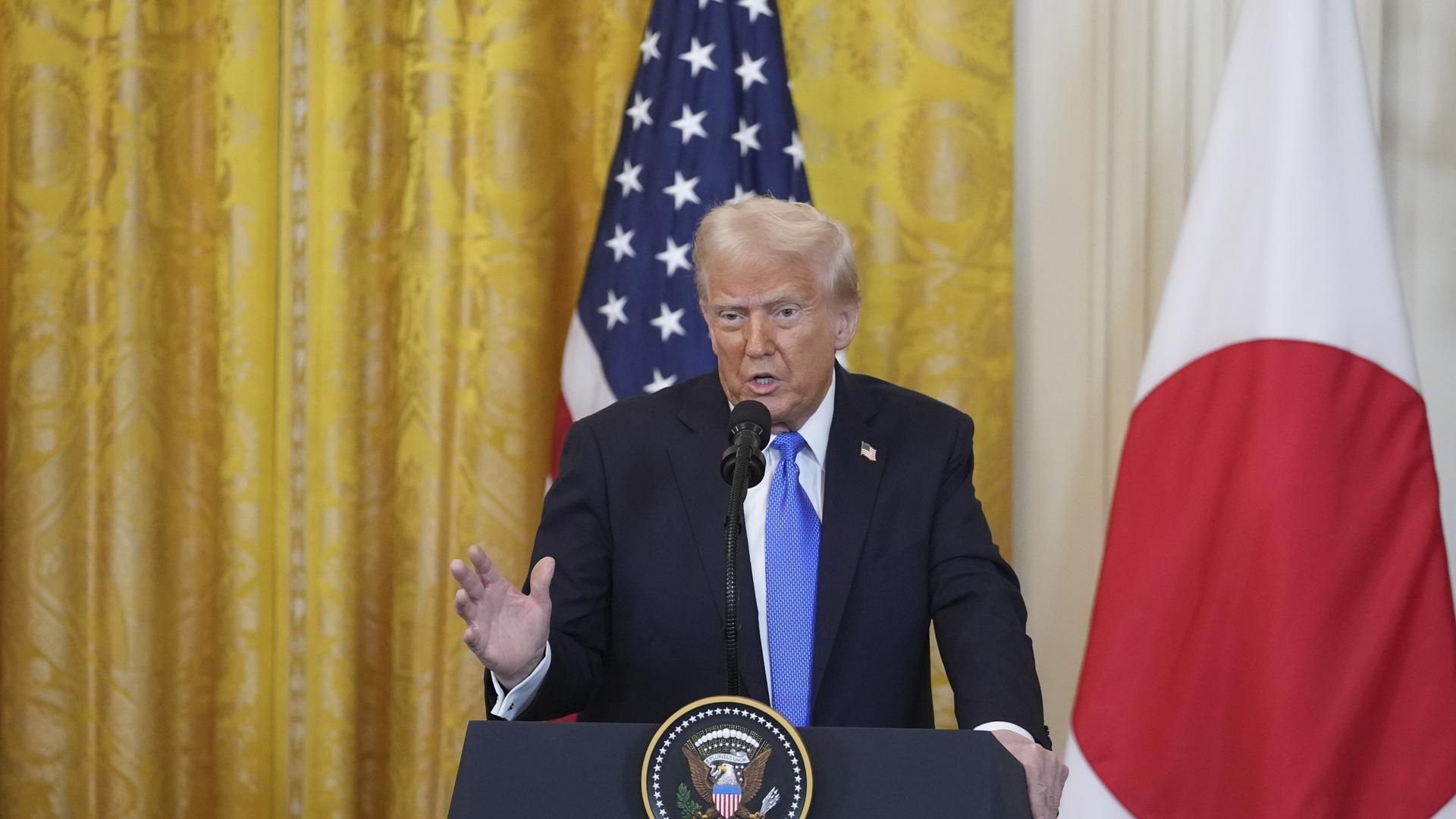 Archivo - El presidente de Estados Unidos, Donald Trump, en una rueda de prensa conjunta con el primer ministro japonés, Shigeru Ishiba (fuera de plano), en Washington, Estados Unidos (archivo)