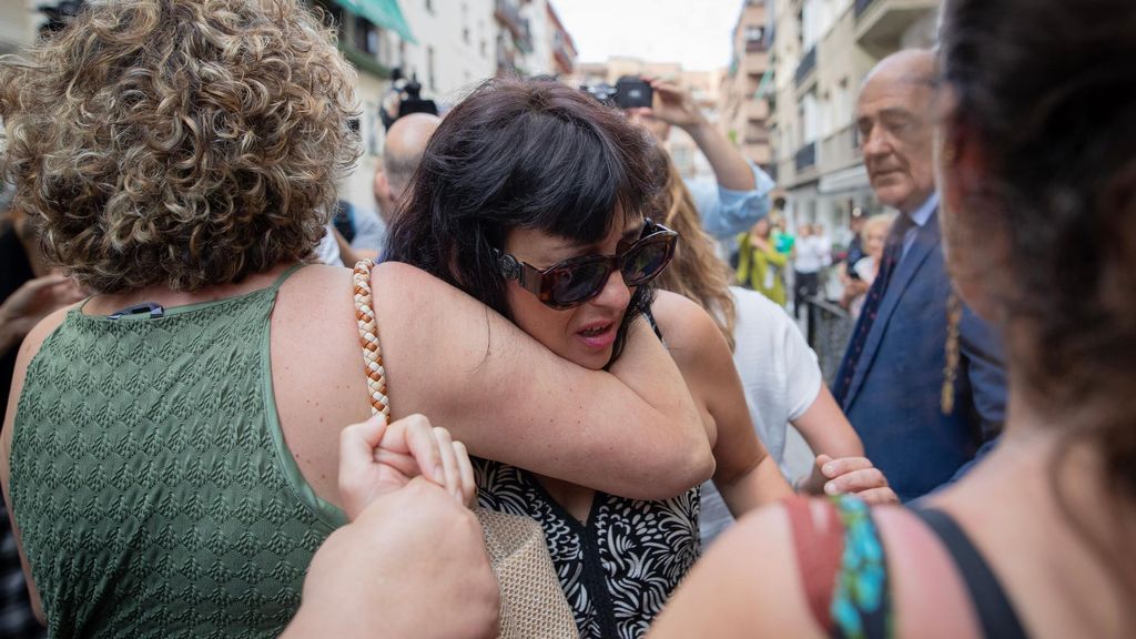 El sufrimiento del hijo menor de Juana Rivas antes de ir con su padre: "llorando" y acompañado de su hermano Gabriel