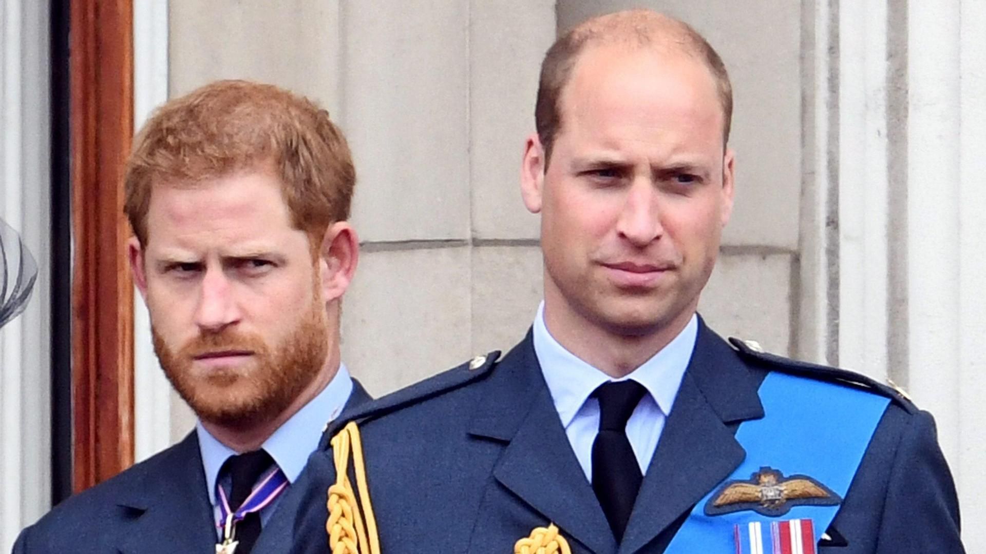 Los príncipes Harry y Guillermo en una imagen de archivo.