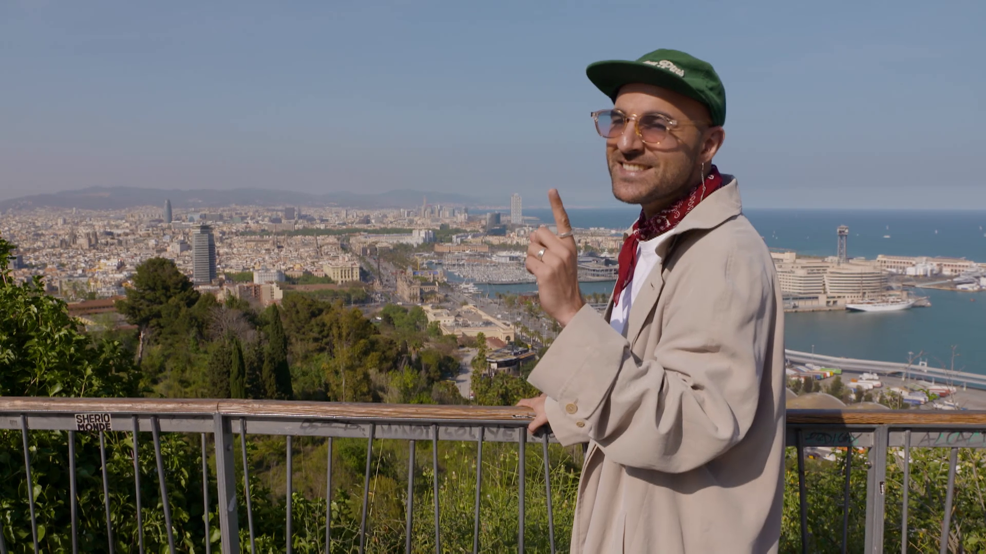 Nil Moliner muestra los rincones de Montjuic y desvela qué es lo que más le gusta de Barcelona: “Es increíble”