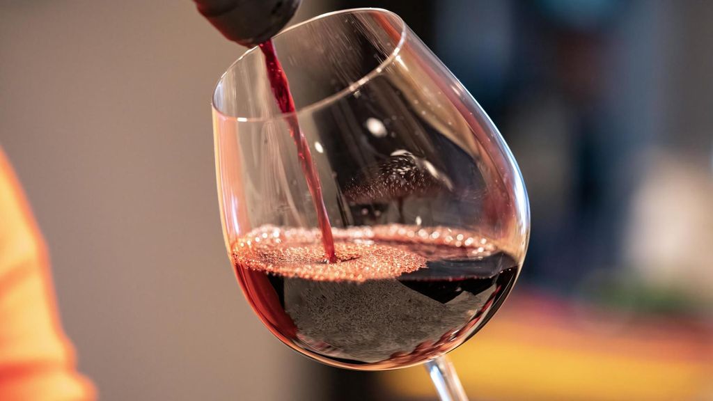 La Guía Peñín busca los mejores vinos del país