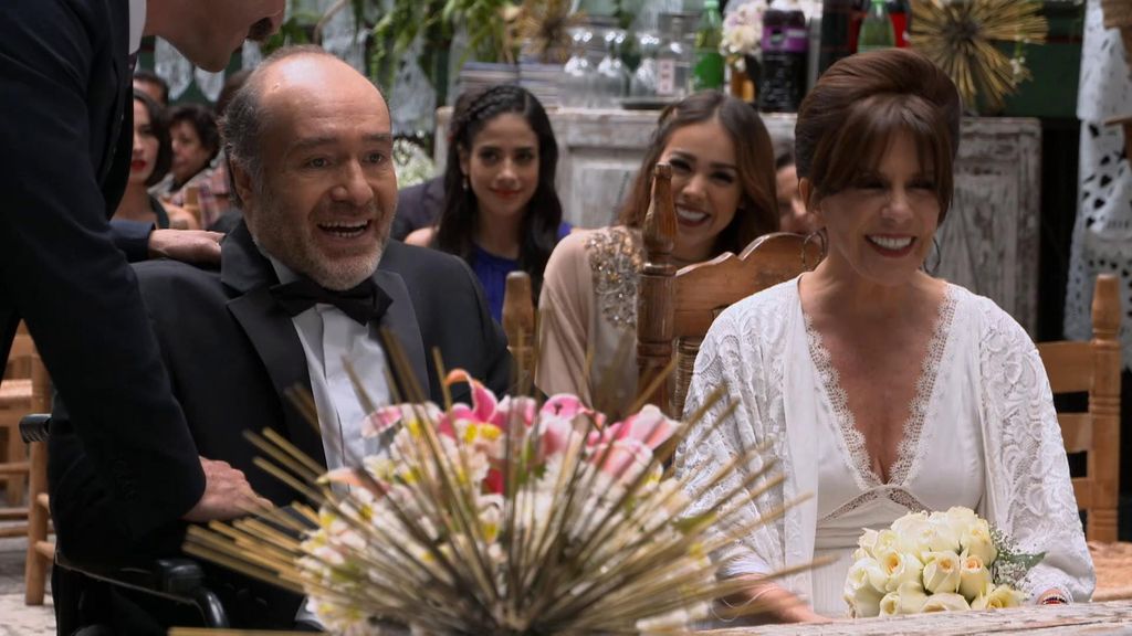 Cap.96 - Oasis de felicidad La Doña Temporada 1 Capítulo 96