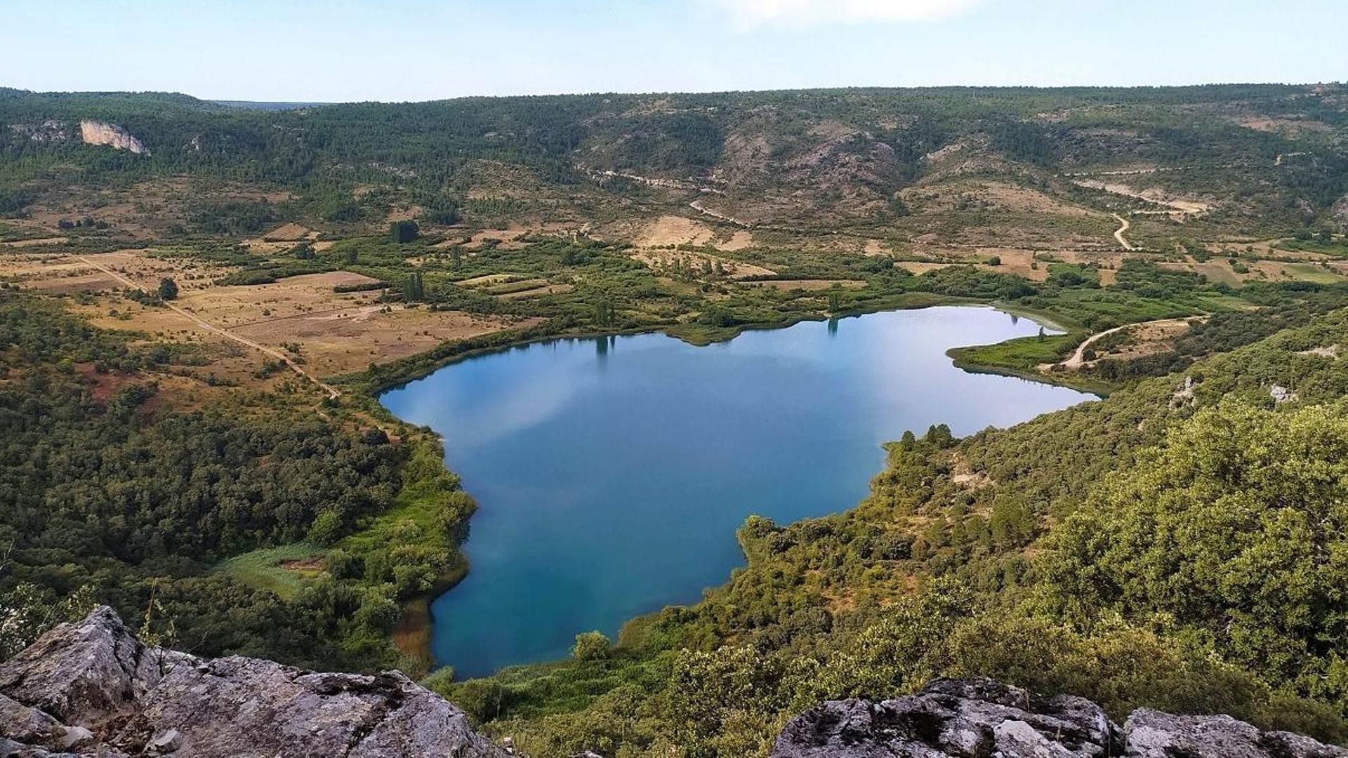 Laguna del Tobar