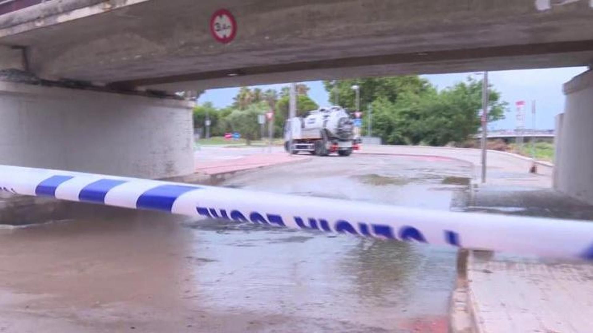 Las tormentas causan estragos en Cataluña, en alerta por desbordamiento