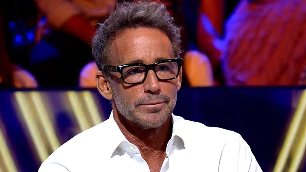 Álvaro Muñoz Escassi rompe su silencio sobre su ruptura con Sheila Casas ¡De viernes! Top Vídeos 527
