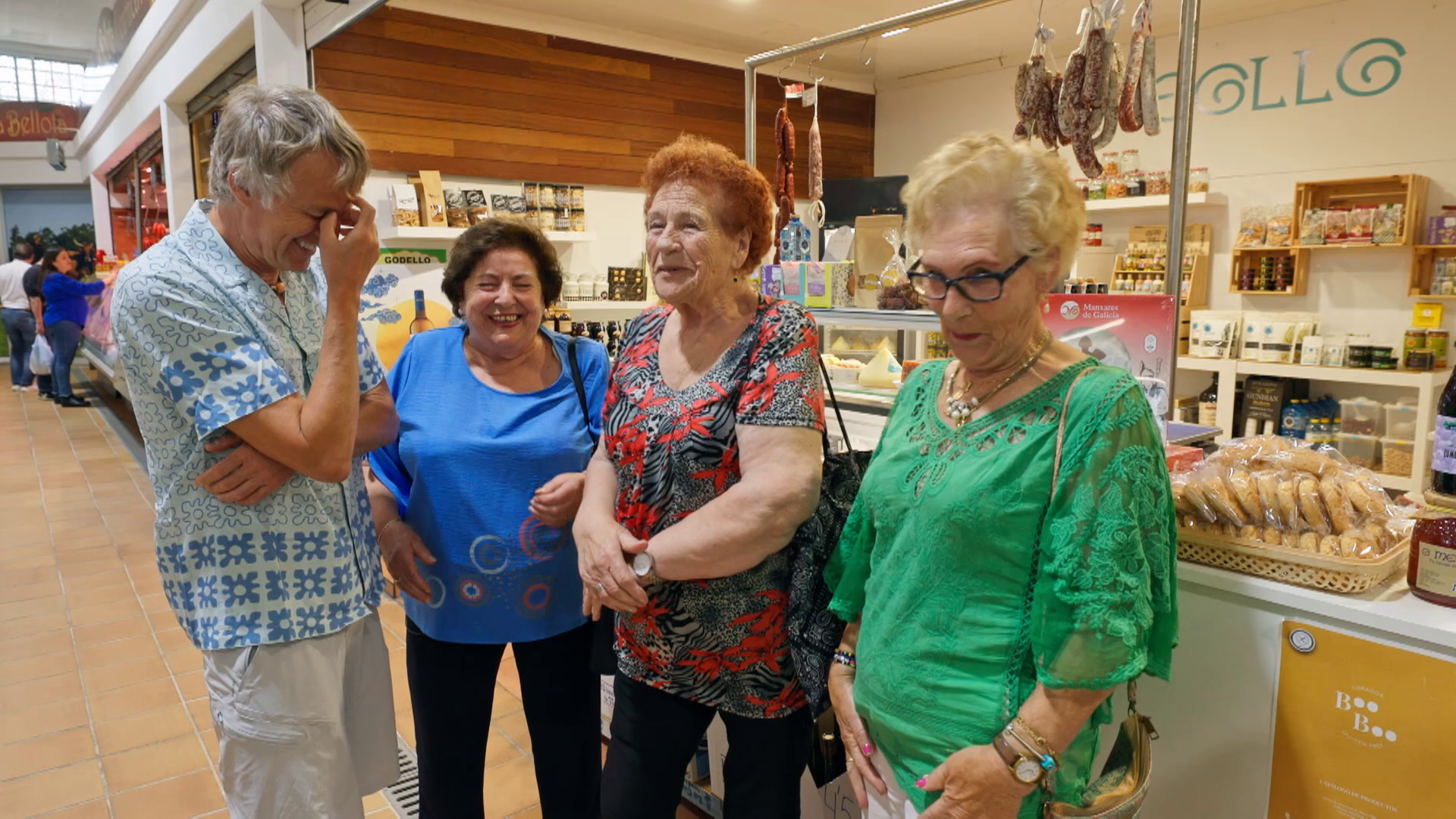 La divertida reacción de tres ancianas gallegas al conocer a Jesús Calleja: "¡Qué cuerpazo, parece Tarzán!"