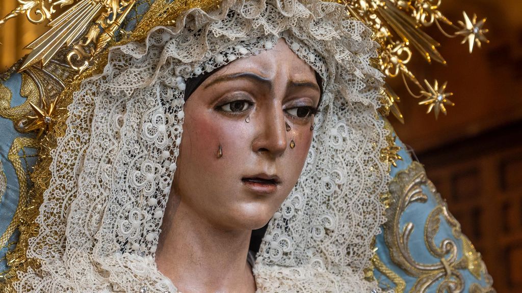 VIrgen de la Esperanza Macarena