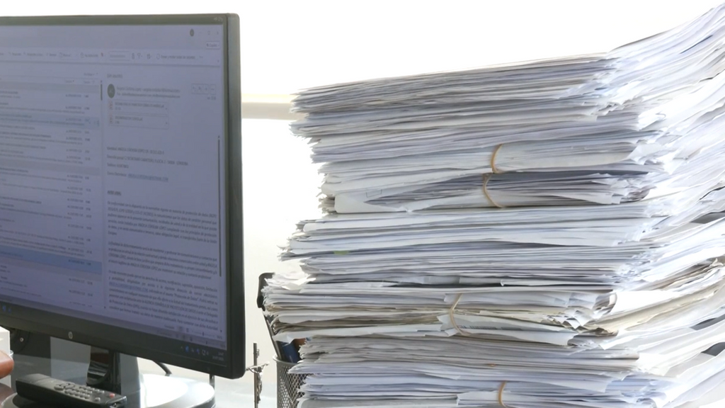 Las mentiras en los currículums, en el punto de mira: ¿Cómo verifican las empresas la autenticidad de la formación?