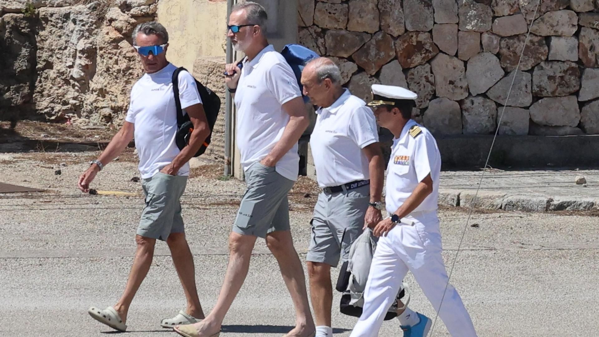 El Rey Felipe VI a su llegada al porto Pí de Mallorca para embarcar en el Aifos