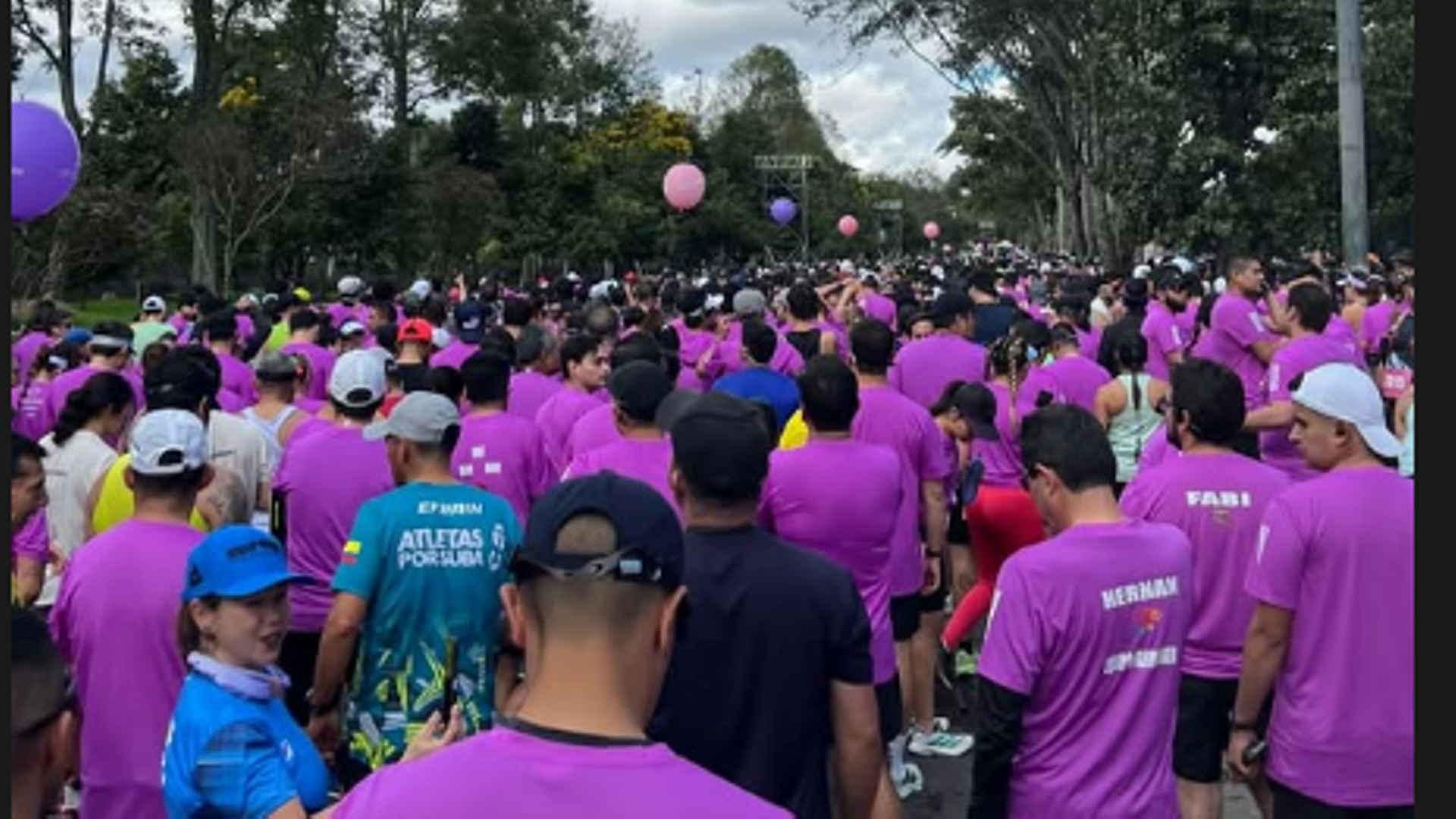 Muere un atleta tras colapsar cerca de la meta en prueba del Medio Maratón de Bogotá