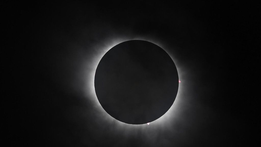 España se prepara para el histórico carrusel de eclipses solares de los próximos 3 años: cuándo y desde dónde se verán